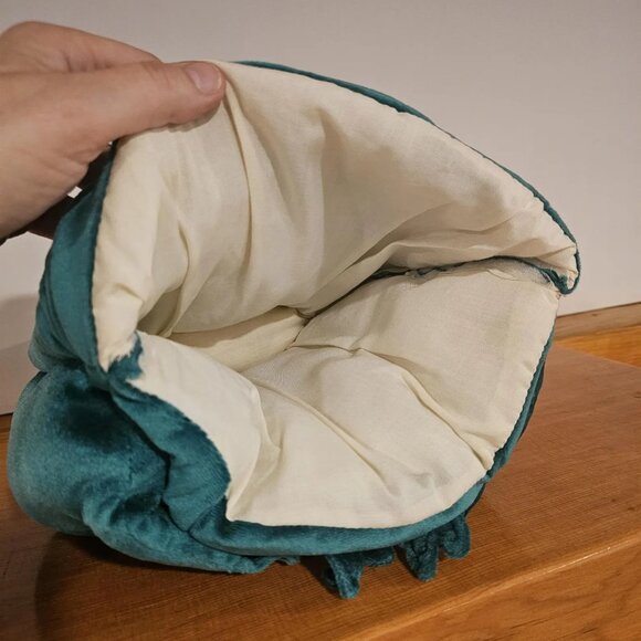 Handmade Frog Tea Cozy - Picture 4 of 6